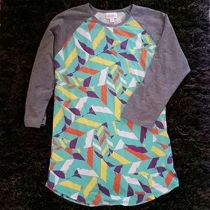 LulaRoe Randy tee